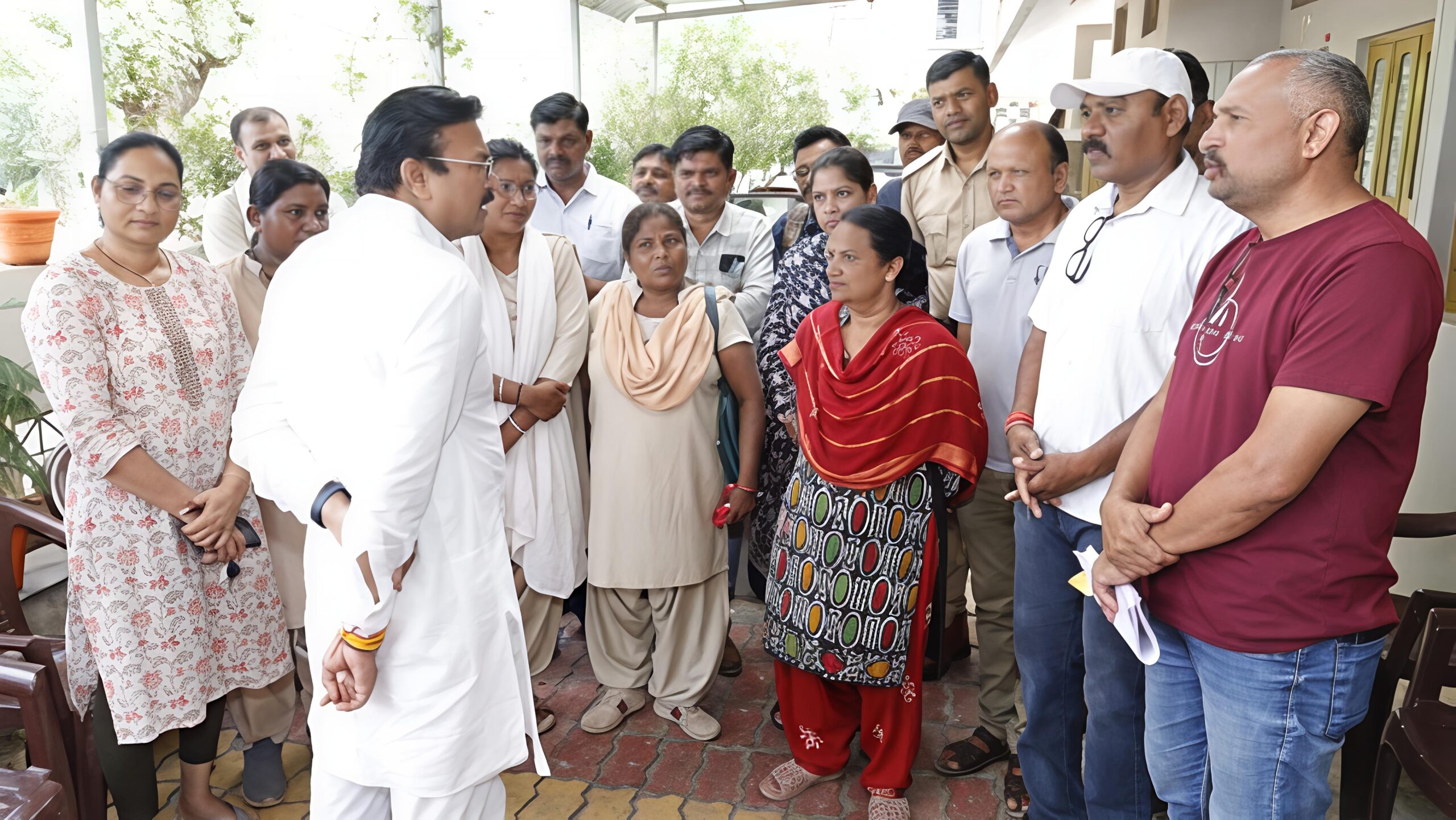 वन विभाग की पदोन्नति पर घमासान: सांसद, कर्मचारी संघ और आदिवासी संगठन ने उठाए सवाल, नियमों के उल्लंघन का आरोप