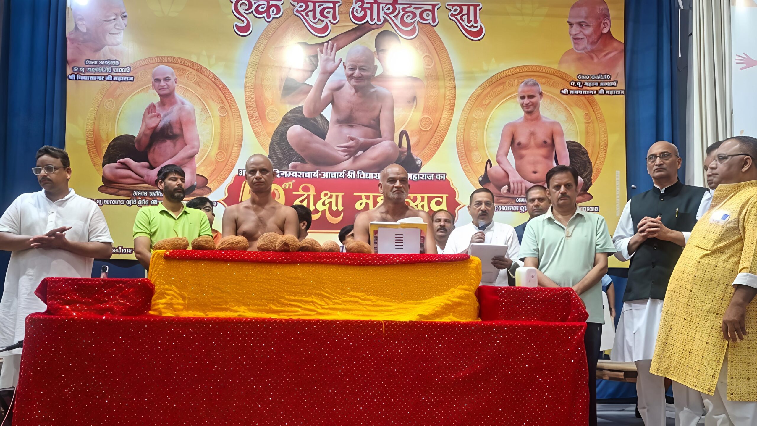 रीवा दौरे पर उपमुख्यमंत्री राजेंद्र शुक्ल: संतों का आशीर्वाद लिया, धार्मिक आयोजनों में हुए शामिल, शोकाकुल परिवारों को दी सांत्वना